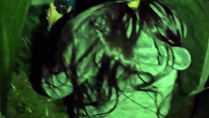 La Invito A Acampar Y La Follo Sin Condón Debajo De Su Pijama