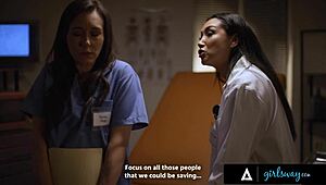 Doctor Vicki Chase spreads legs for Sinn Sage.