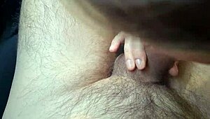 Deep Slobbery Blowjob To Taxi Driver In Car