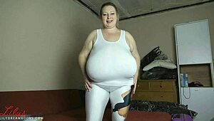 Look at these huge bouncing natural tits