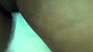 أفريكينغ هل تصدق نكت أختي زوج أبي الشابة الجميلة 18+ لحد ما قذفت على كسها الصغير 18+