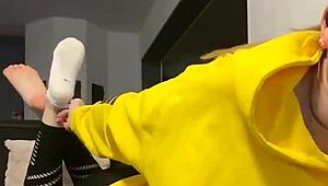 Enjoy the sight of barefoot girl in dirty nike socks feetworld fetish with smelly feet sensation