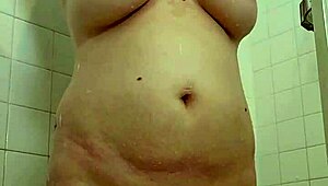 Shower session with domme mommy in naked bathing