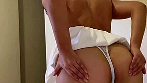 Convenc� A Mi Profesora Que Me D� Clases Particulares Terminamos Follando Sin Cond�n