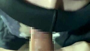 Wow, this 18-year-old amateur gives intense blowjob!