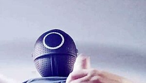 secreto y fetiche con un rubio de polla mediana desnudo en el coche bad wolf28 eres un verdadero hombre