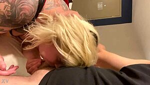 Krystalclearnj duboko gutlja ogromni kurac tako željno 😍