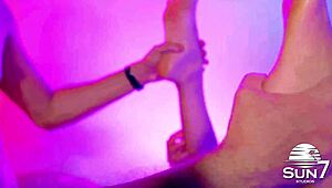 Rasa Urutan Hebat Pada Badan Surikaya Muda 18+ Menggegar