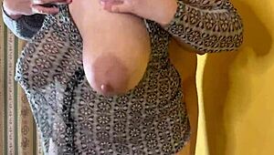 Big Boobed Slut Wife With Shaved Pussy Let Me Cum Inside Her With A Chance Of Impregnation - Side View