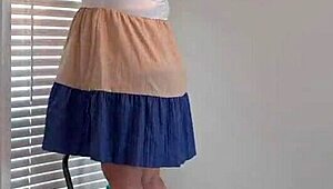 Real Estate Agent Flashes Pussy In Mini Dress While Cleaning