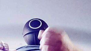 Geheim en fetish met blonde met middelgrote pik naakt in auto bad wolf28 jij bent een echte man