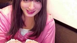 【個撮】crossdressing ladyboy masturbates while streaming with drain net on crotch