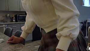 i got a quick blowjob and cum in mouth before mass