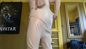 i'm transformin into a humen sex doll, but it's kinda weird