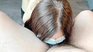 Chinese model showcases perfect waist-to-hip ratio