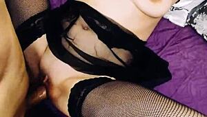 Он суров только когда любит: анальный трах с страстью