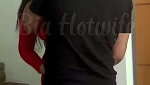 corno chamou o amigo pra arrombar meu cuzinho na nossa cama 😩