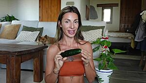 Femdom Handjob Tutorial With Roxy Fox And Cucumber Fetish Orgasm!