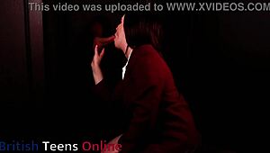 student sucking cock at the gloryhole for the first time 😏