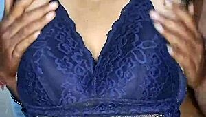 big boobs, you like mine? 😘