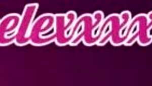 TWERKING WITH BEBELEXXX AND HER BIG ASS JUICY TITS