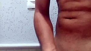 Soloboy masturba��o 32