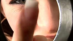 Jenna Presley Works As A Waitress