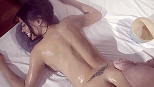 Oiled Massage For Curvy Girl Canela Skyn