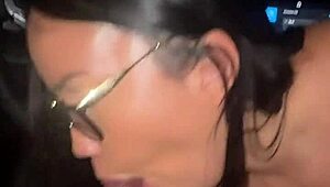 Young Asian girl, fucking the app driver without condom?