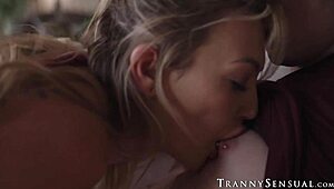 Tranny ella hollywood fucks adira allure after pussy licking