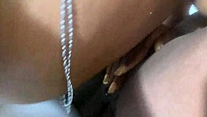 i jus couldn't stop watchin them two lesbians so i jumped right in