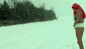 let's cool down outdoors, flashing in the garden