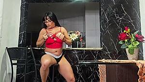 Ele Demorou Para Me Deixar Com A Buceta Gg E O Clit�ris Inchado