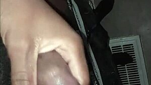 Superdariusguy чиллит как солобой-порноактер в 5-й части