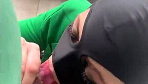 Milfycalla kompilering - milf fetish sugkuk i downjackor och pälsar