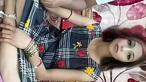 Indyjski kumpel rżnie żonę sam w domu po hindi