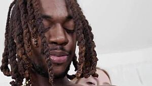 Glo Stretches Kait In Amazon Erotic Surge Rush!