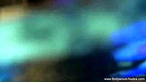 Indian Lady Tries the Most Powerful Ritual Fun Session