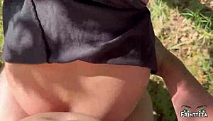 야외 브루넷 딥쓰롯 거칠 아날 숲속 크림파이