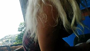 She gives a blowjob in the backyard