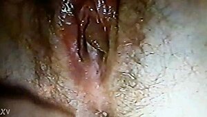 This soaking wet pussy is so horny and wet, amateurs love it! 😏