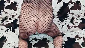 MILF karı çiftin amatör erotik porno izliyoruz