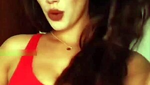 Morena with big natural tits will make you cum from pleasure