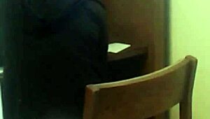 Lesbian Girls Worship Smelly Feet