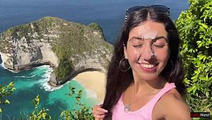 Crazy Cumwalk in Crowded Beach Spot