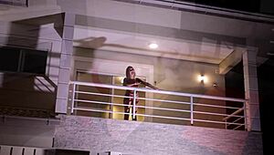 ที่รัก เธอเป็นนางฟ้าหรือสาวร่านนมเล็ก 18+?