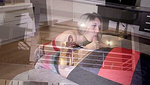 ที่รัก เธอเป็นนางฟ้าหรือสาวร่านนมเล็ก 18+?