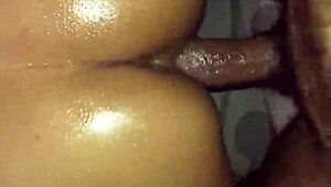 Nalgas Aceitosas De Prostituta