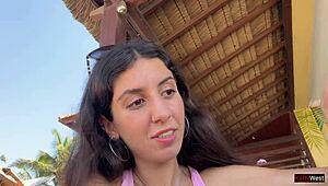 Crazy Cumwalk in Crowded Beach Spot