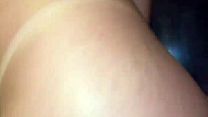 Brazilian Beauty Performs Twerking In Bathtub And Bedroom Show